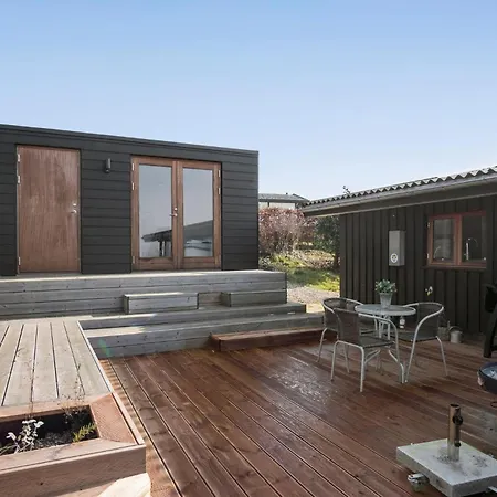 Stunning In With Wifi Holiday home