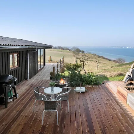 Stunning In With Wifi Holiday home Middelfart